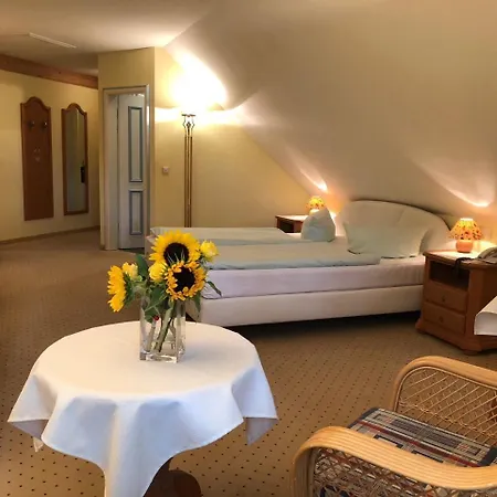 Residenz Rennhack מלון פרראו
