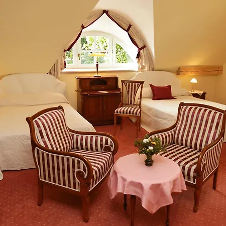 Residenz Rennhack فندق